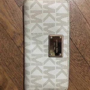 Michael Kors wallet
